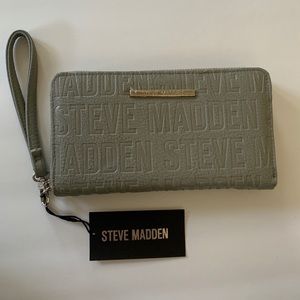 Steve Madden wallet